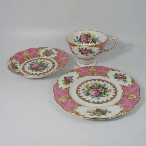 Royal Albert Lady Carlyle trio