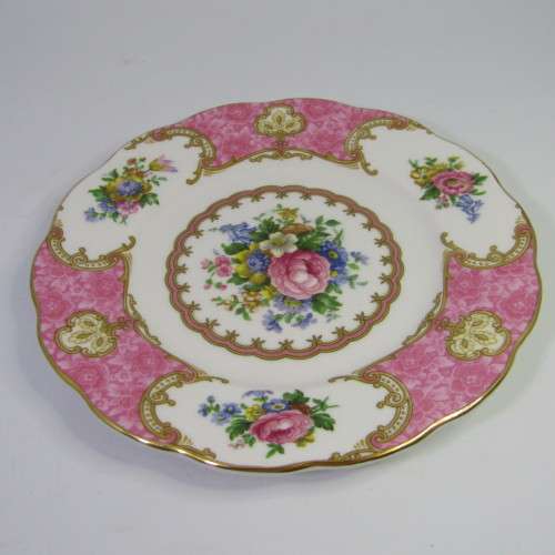 Royal Albert Lady Carlyle trio