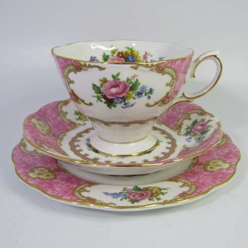 Royal Albert Lady Carlyle trio