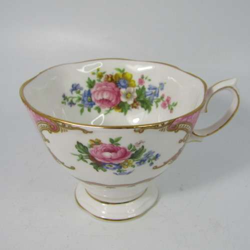 Royal Albert Lady Carlyle duo