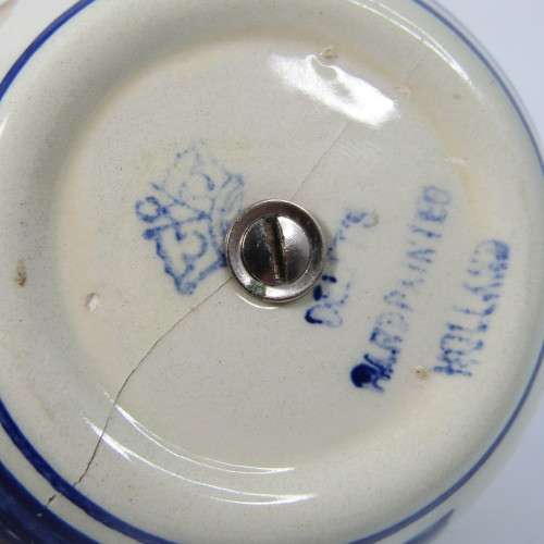 Vintage Delft hand painted porcelian table lighter - cracked - not working