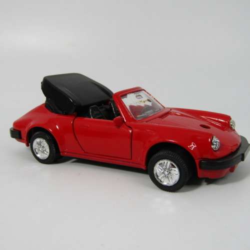 Sport Cabrio car shaped electric lighter in box - not working