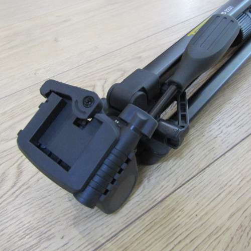 Tokara TD-2231 camera tripod in bag