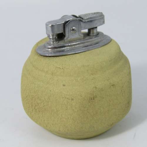 Vintage table lighter with ceramic base - not working