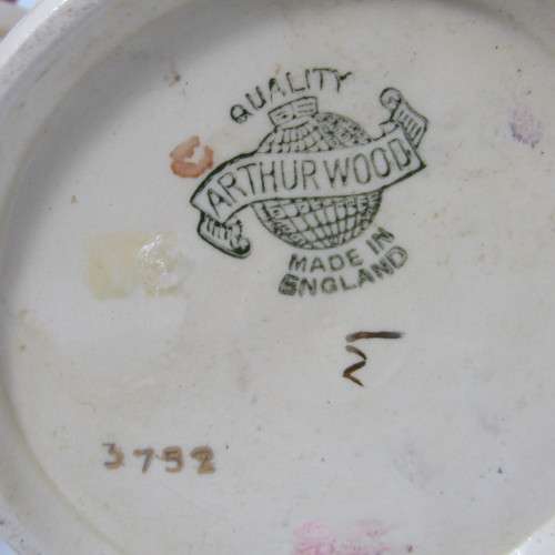 Vintage Arthurwood mug - David dines with Miscawber / Oliver asks for more