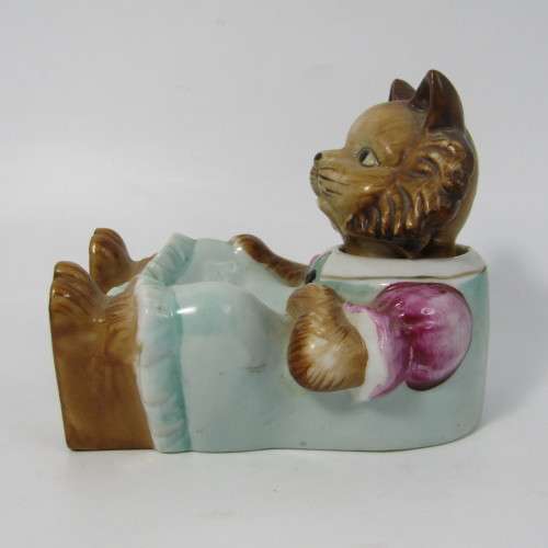 Vintage Lamode bobble head cat ashtray