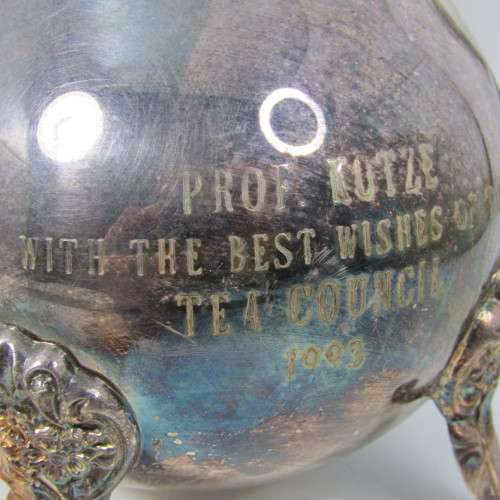 Vintage silver plated tea pot