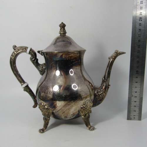 Vintage silver plated tea pot