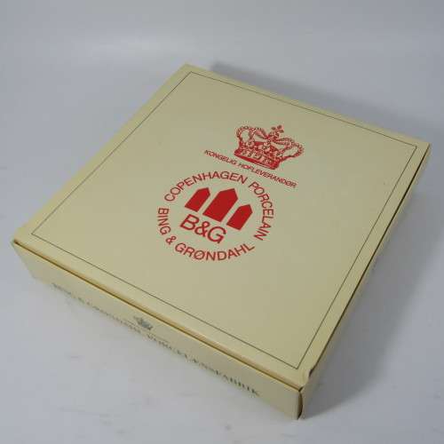 Bing & Grondahl 1979 White Christmas plate in box