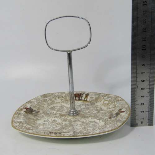 Vintage Midwinter egg goblet set on stand