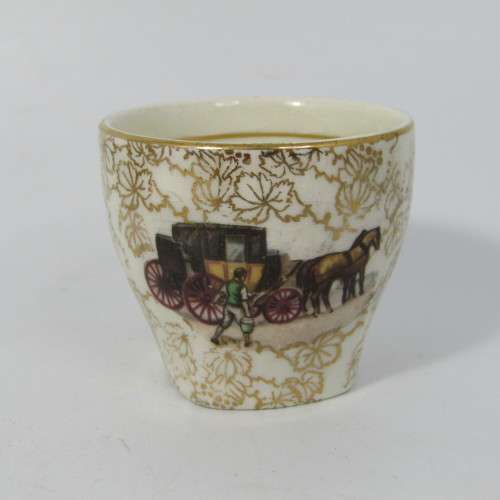 Vintage Midwinter egg goblet set on stand