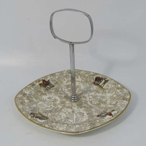 Vintage Midwinter egg goblet set on stand