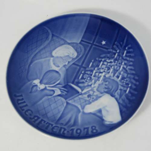 Bing & Grondahl 1978 a Christmas Tale plate in box