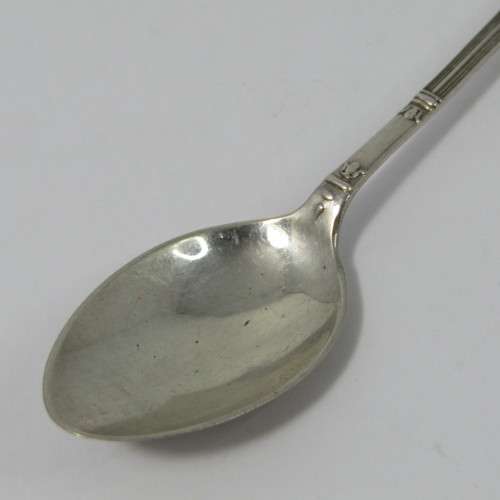 Hallmark Silver R.M.S Pretoria Castle souvenir spoon - weighs 12,5g