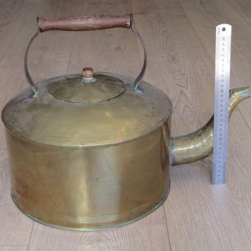 Antique hand made brass extra large kettle - made by copper smith J.L. Myburg - 35 x 47cm