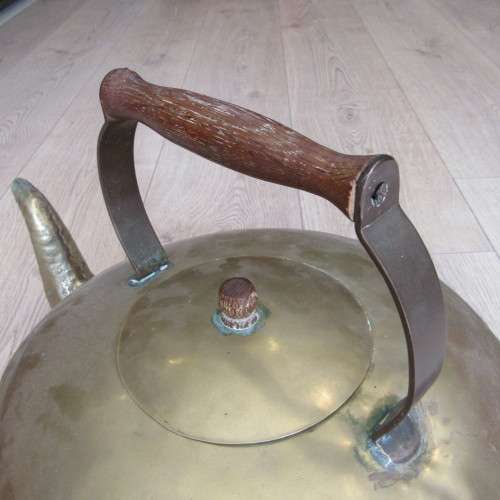 Antique hand made brass extra large kettle - made by copper smith J.L. Myburg - 35 x 47cm