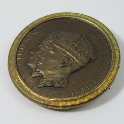 1937 King George VI & Queen Elizabeth Coronation badge