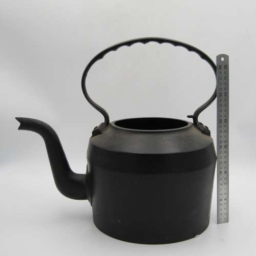 Vintage Holcroft Cast Iron kettle - no lid