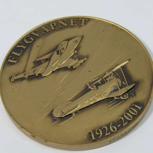 Swedish Air Force 75th Anniversary 2001 medallion issued to SA pilot