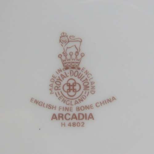 Set of 6 Royal Doulton Arcadia medium plates