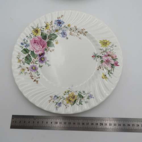 Set of 6 Royal Daulton Arcadia dinner plates