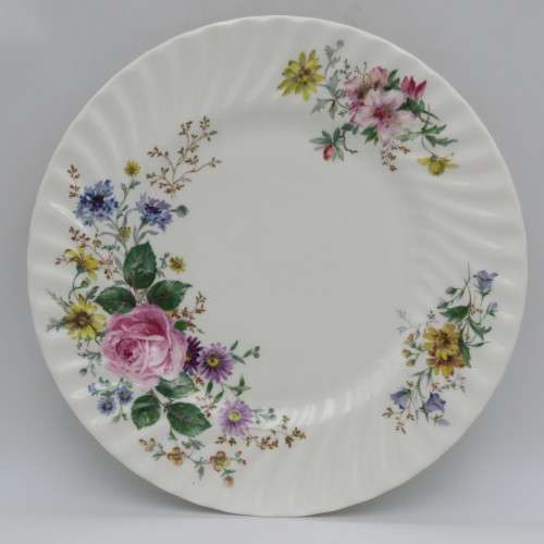 Set of 6 Royal Daulton Arcadia dinner plates