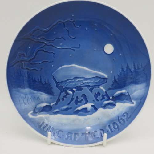 Biny & Grondahl 1962 Christmas plate in box