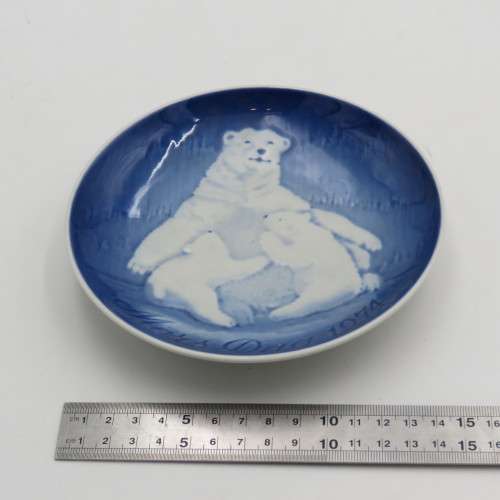 Biny & Grondahl 1974 Mother`s Day plate in box