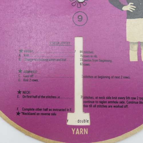 Lot of knitting pattern cards with measurements