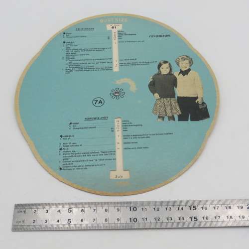 Lot of knitting pattern cards with measurements