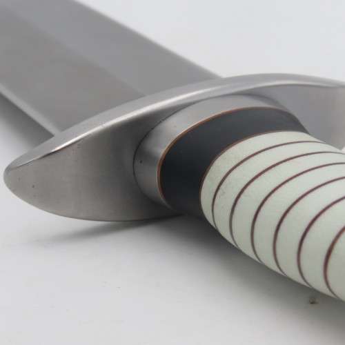 Custom made fixed blade dagger by Riaan Ras with certificate