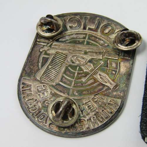 Hungarian Police badge and key chain booklet