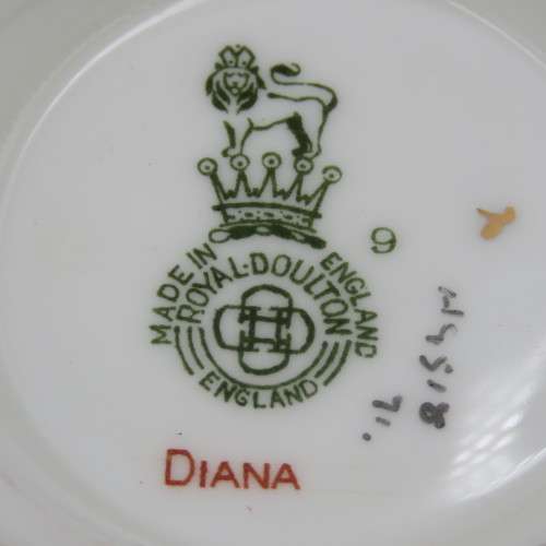 Vintage Royal Doulton Diana porcelain sugar bowl