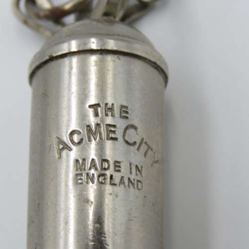 The ACME City whistle with chain