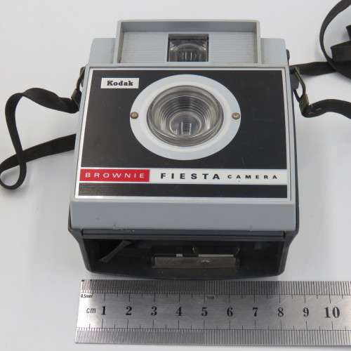 Kodak Brownie Fiesta camera in original box (1962-1966)