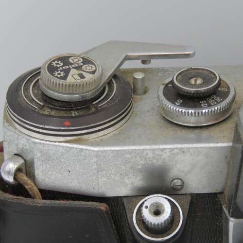 Vintage Praktica camera with 1:2.8 lens - must be restored