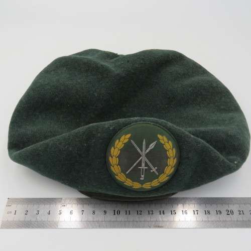 SA Army 3 SA Infantry beret with badge