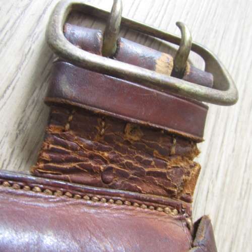 Pre-Boer War 1882 patter Martini-Henry 50 rounds leather ammo bandolier - length 134cm