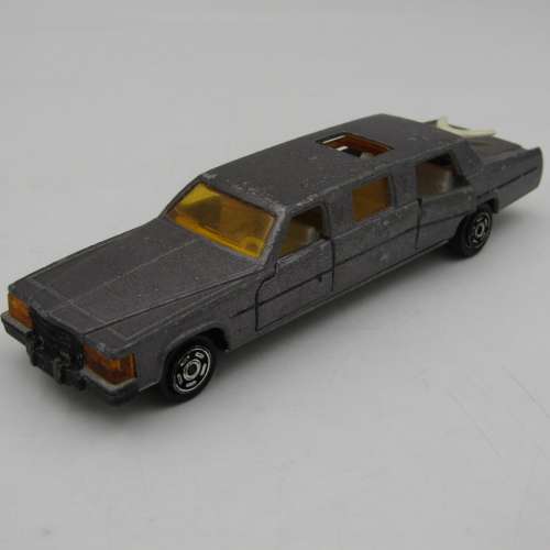 Majorette #339 Limousine die-cast model car - scale 1/56