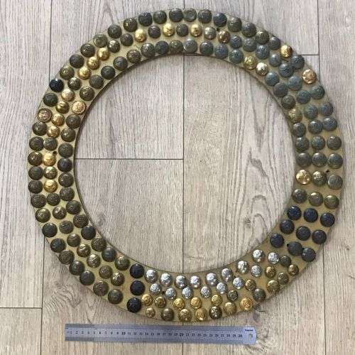 Collection of more than 160 SA Military buttons