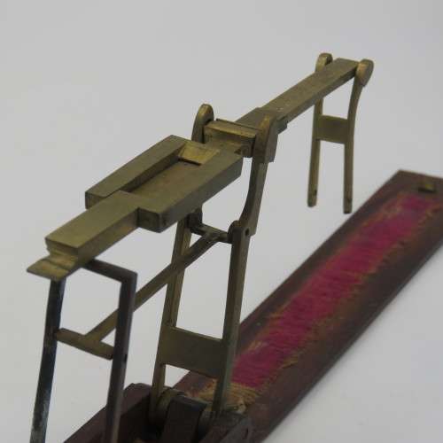 Antique pocket folding coin scale for sovereign and half sovereign