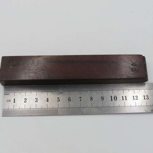 Antique pocket folding coin scale for sovereign and half sovereign
