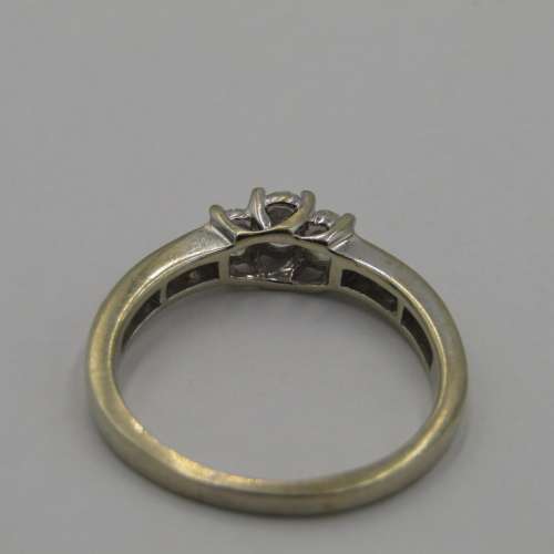 14kt White Gold ring with 13 diamonds totalling 1,5 carat Diamonds SI / G - Size T
