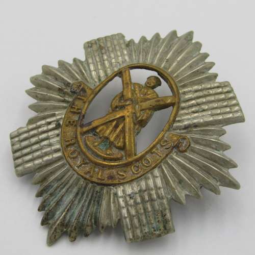 The Royal Scoots cap badge