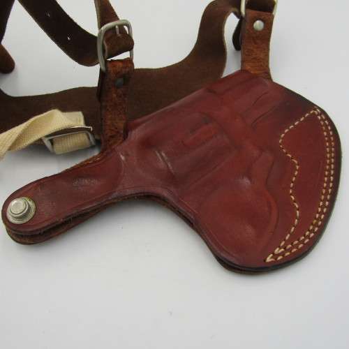 El-Paso leather body holster and ammo pouch for .38 revolver