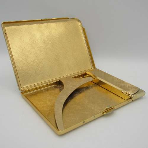 Vintage Arcote International cigarette case with lighter
