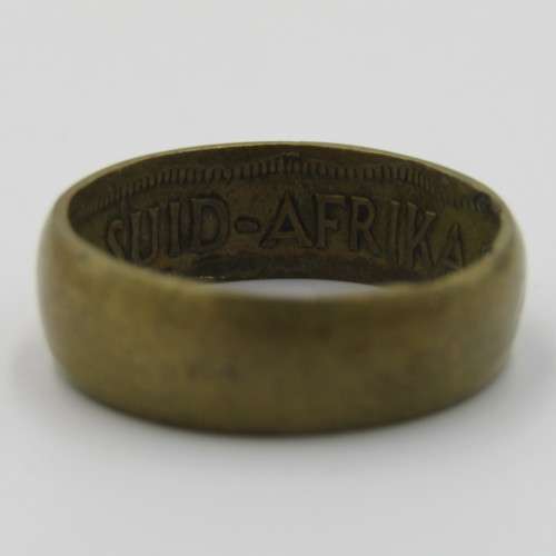 Brass mens ring made from 1961 South Africa 1 cent coin - Size Q