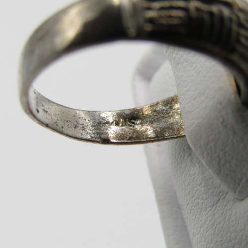 Vintage Sterling silver ring - weighs 1,9g - size L