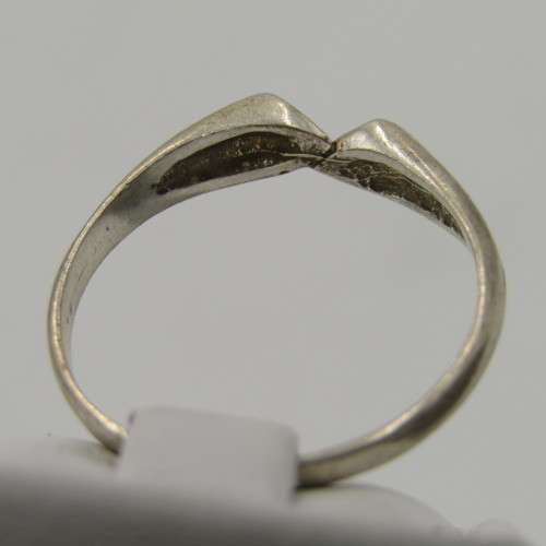 Vintage Sterling silver ring - weighs 1,7g - size Q 1/2