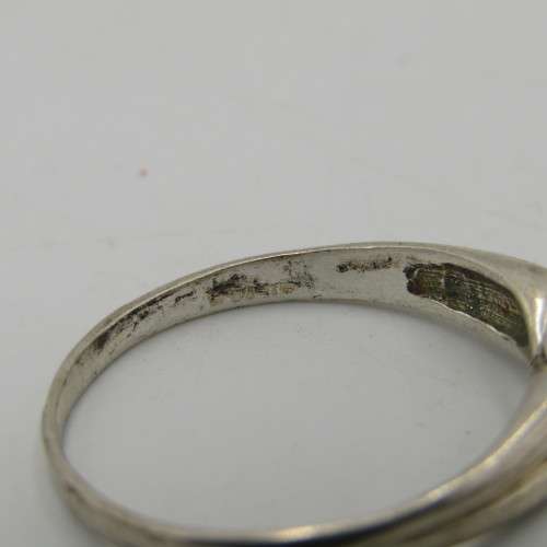 Vintage Sterling silver ring - weighs 1,7g - size Q 1/2